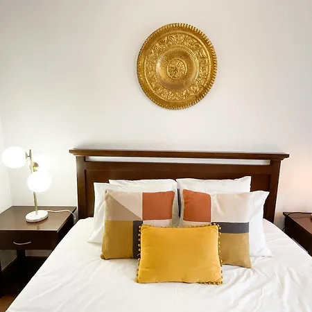 Stunning Luxury In Chiado 1br *