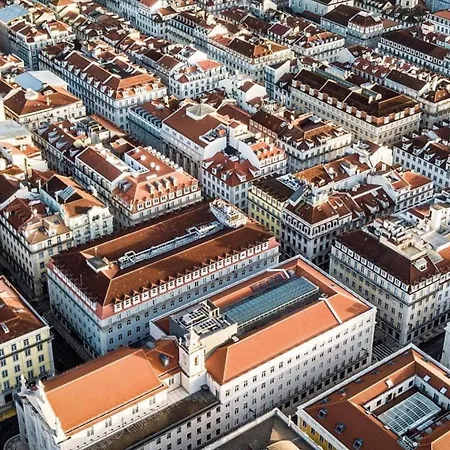 Lejlighed Stunning Luxury In Chiado 1br Lisboa