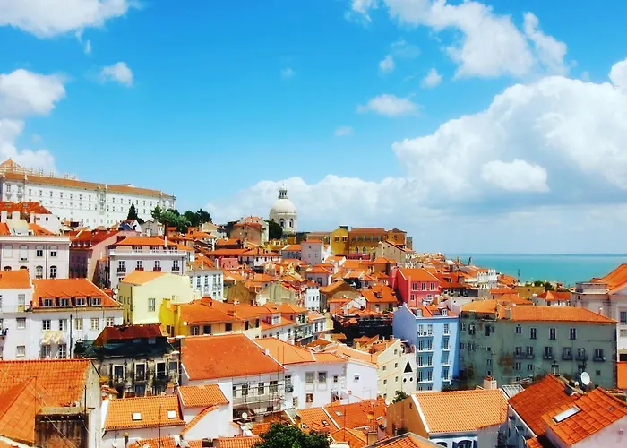 Stunning Luxury In Chiado 1br 리스본